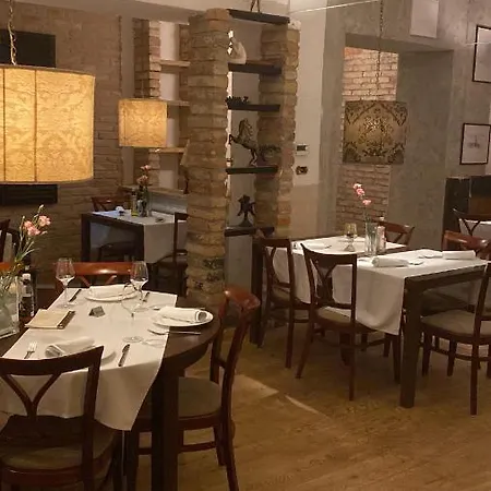 马拉松酒店 塞内奇