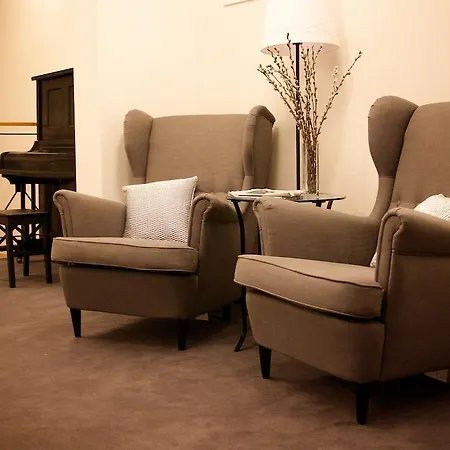 马拉松酒店 塞内奇